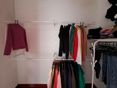 Imagen de Perchero Comercial Pared 2mt De Largo Con 3 Mensulas