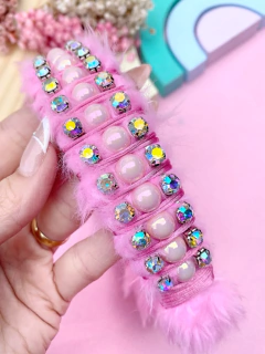 KIT FACILITE LUXO PELÚCIA ( PARA UMA TIARA) na internet