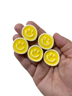 APLIQUE RESINA SMILE 2,5 CM ( 1 UNIDADE ) na internet