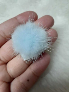 POMPOM PELINHO 2,5 CM ( 2 UNIDADE) na internet