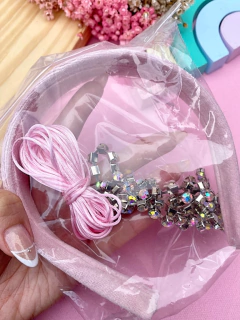Imagem do KIT FACILITE LUXO VELUDO STRASS BOREAL ( PARA UMA TIARA)