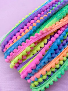 POMPOM PASSAMANARIA 1 CM (POMPOM EM METRO)- 1 METRO - loja online