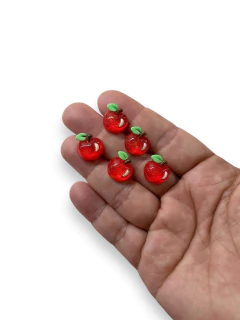 APLIQUE RESINA MINI MAÇÃ ( 5 UNIDADES ) na internet