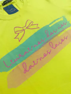 T-SHIRTS LIVRAI- NOS DOS NÓS ,DAI-NOS LAÇOS (REF-2210) - JC FITAS