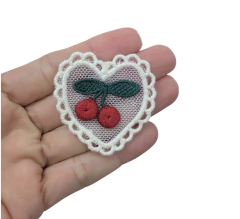 APLIQUE CEREJA BORDADA FUNDO CORAÇÃO 4 CM ( 1 UNIDADE ) - comprar online