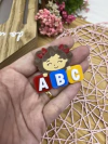 APLIQUE ACRILICO ESTUDANTE CUBO ABC 5CM