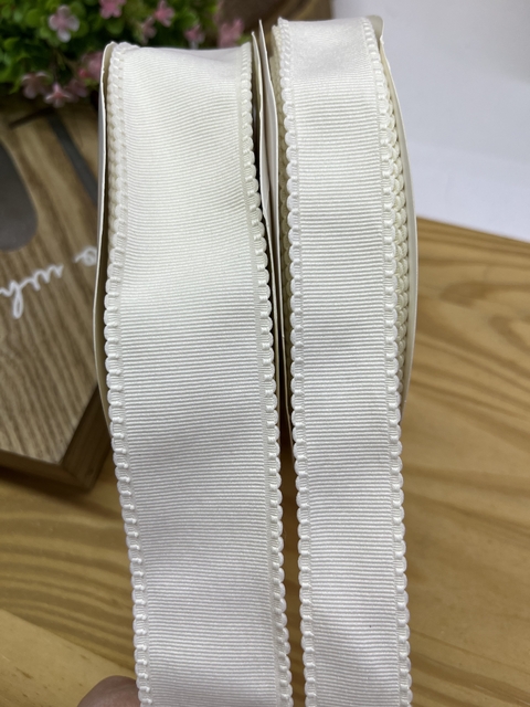 FITA GORGURÃO COM BORDA IMPORTADA OFF WHITE ( 1 METRO ) - comprar online