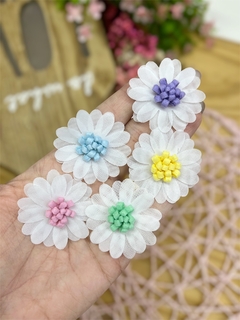 APLIQUE MARGARIDA COM MIOLINHO 4,1 CM ( 1 UNIDADES ) - comprar online