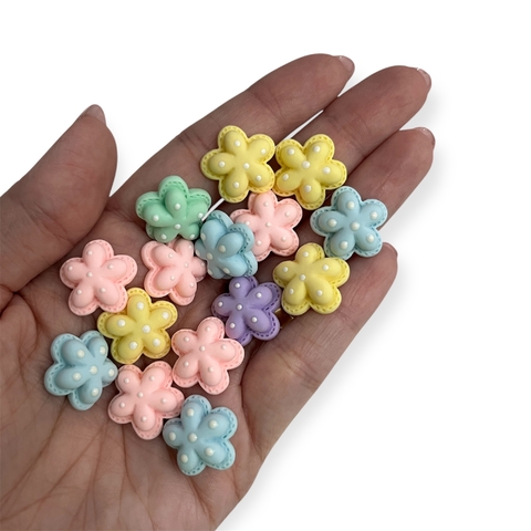 APLIQUE RESINA FLORZINHA COM POÁ SORTIDA 1,8 CM ( 5 UNIDADES) - comprar online
