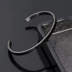 Bracelete Apolo Black em Aço Inoxidável 6mm na internet