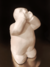 ESCULTURA BLANCA TE LLAMO