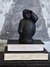 ESCULTURA NEGRA TE BUSCO - Salazar Casa