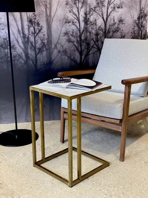 MESA DE ARRIME DORADA (a pedido)