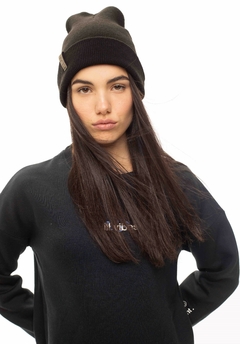 GORRO BROKEN BLACK