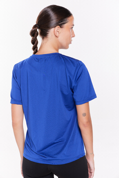 REMERA PETRA POWER BLUE en internet