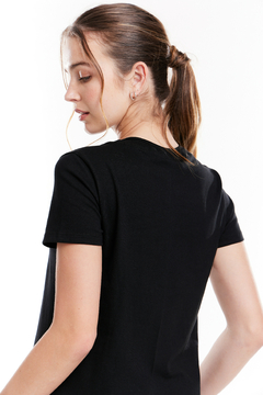 REMERA PILI ORIGIN CLAN BLACK en internet