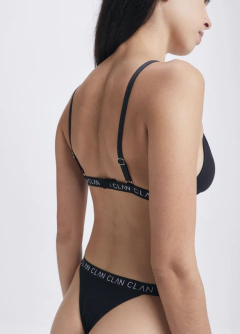 TRIANGULO COMFY BLACK en internet
