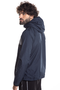 CAMPERA GEO BLUE REFLEX MEN en internet