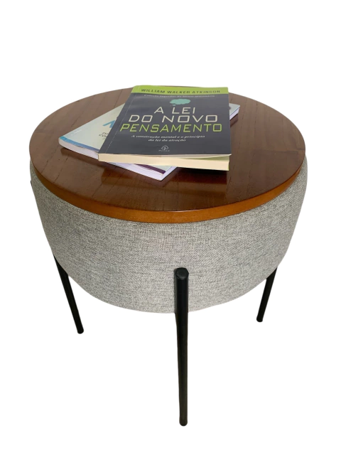 Puff Mônaco base de metal com mesa de apoio cor linho cinza