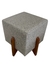 Puff quadrado luxo pés madeira maciça linho 40x40 cinza - comprar online