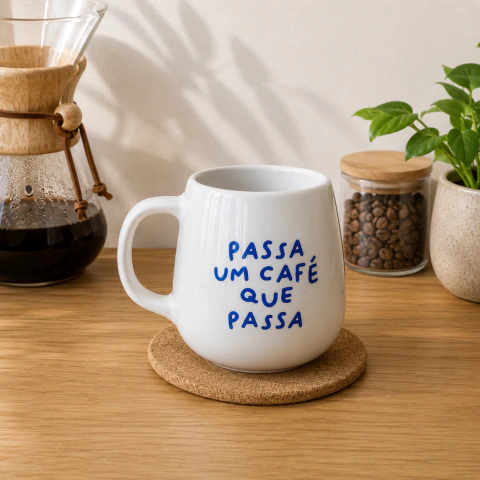 Caneca Passa um café que passa - Porcelana