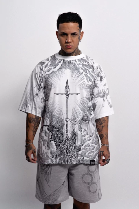 T-Shirt Oversized Divino - comprar online