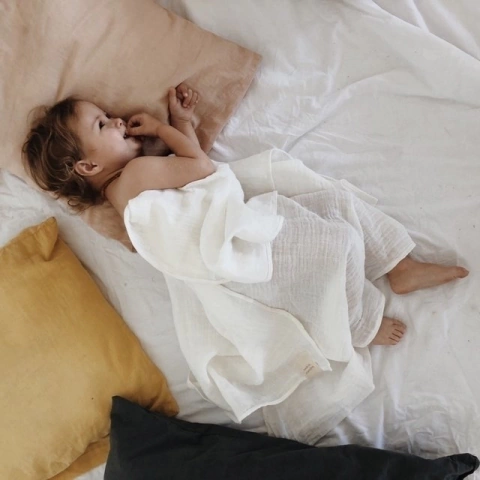 Manta gasa doble blanca