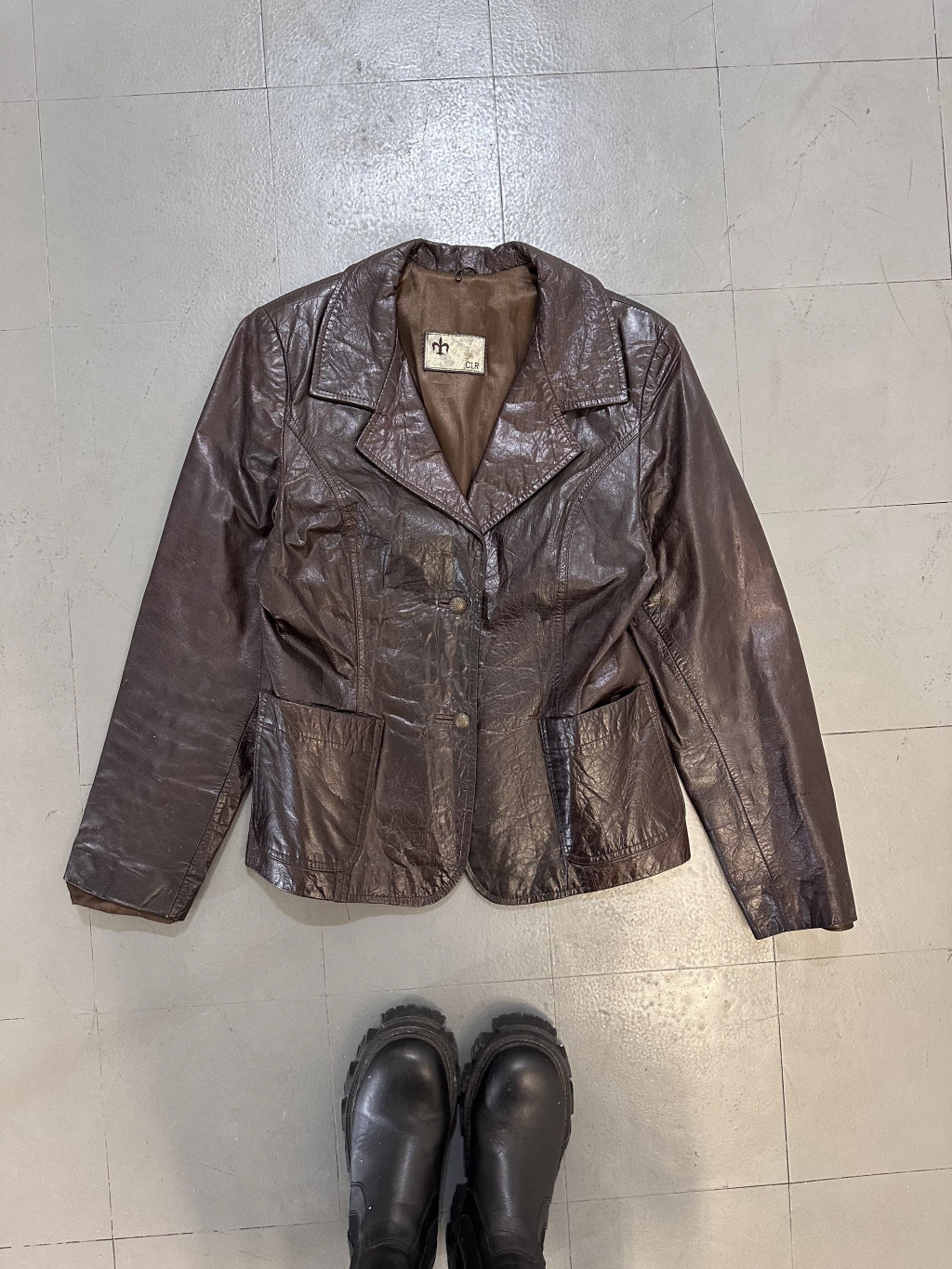 Blazer de cuero TM