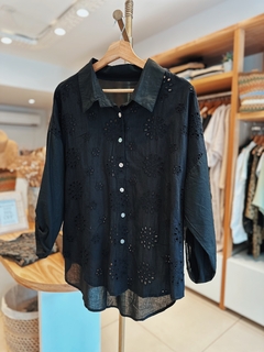 Camisa Malek en internet