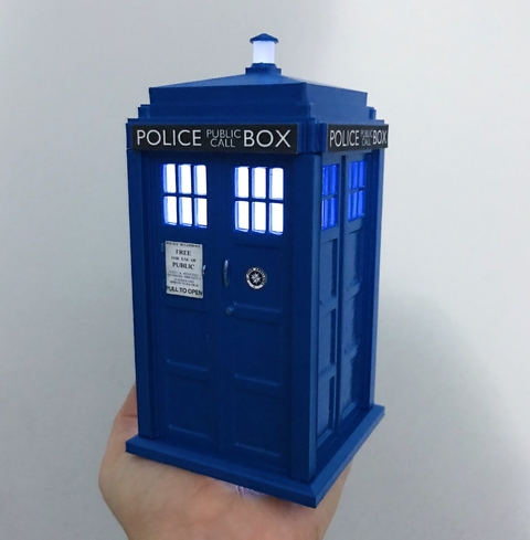 Luminária Doctor Who - Tardis