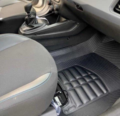 ALFOMBRA CHEVROLET ONIX & PRIMA G1 13-19. CHEVROLET JOY & JOY PLUS 20+ - ILARI ACCESORIOS