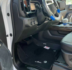 ALFOMBRA CHEVROLET SILVERADO 2020+ en internet