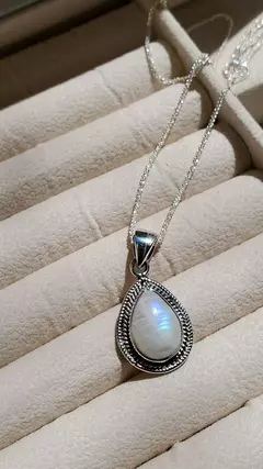 Collar Yucatan - Piedra de la Luna y Plata 925 - comprar online