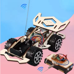 Eco Racer X4 – Carrinho de Madeira 4x4 com Controle Remoto e Montagem DIY