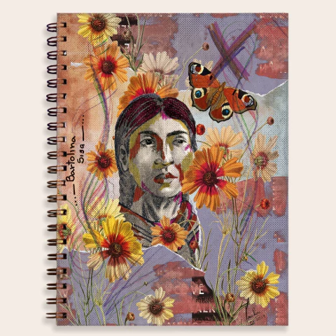 Capa de caderno escolar com ilustração de Bartolina Sisa, flores e uma borboleta colorida.