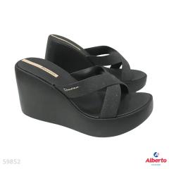 CHINELA SIEMPRE REINA MATILDA NEGRO - comprar online