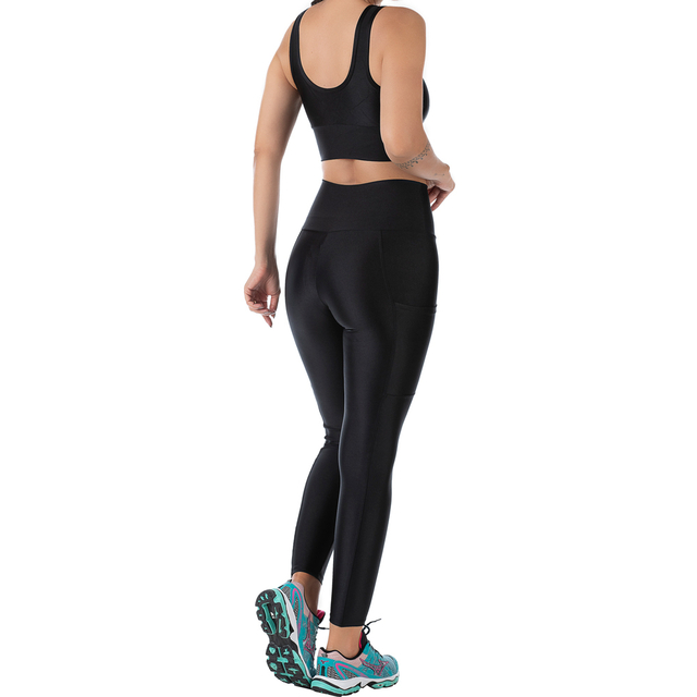 Conjunto Fitness Cirrê Top e Calça Preto