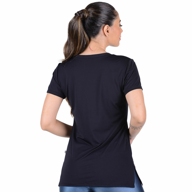 Blusa Preta Feminina de Manga Curta para treino e com Decote V