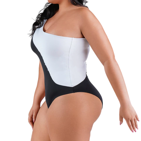 Maiô Plus Size Preto e Branco de Um Ombro Só - Summer Soul