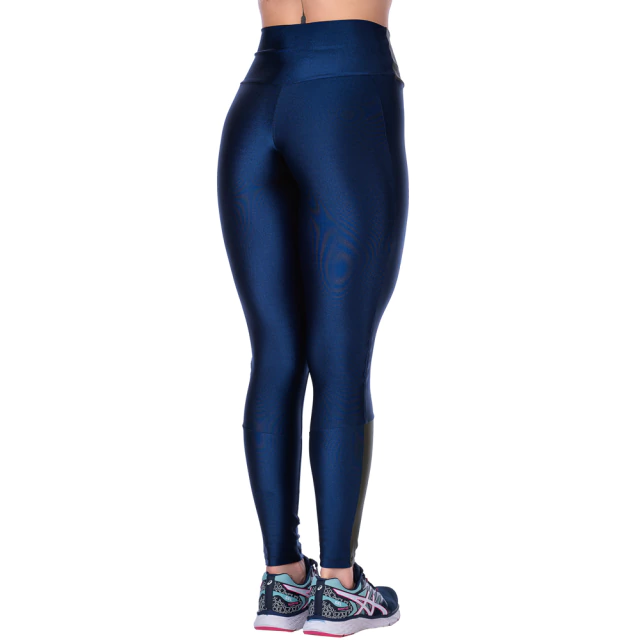 Legging Fitness com Cós Alto Transpassado Marinho – Conforto e Estilo - comprar online