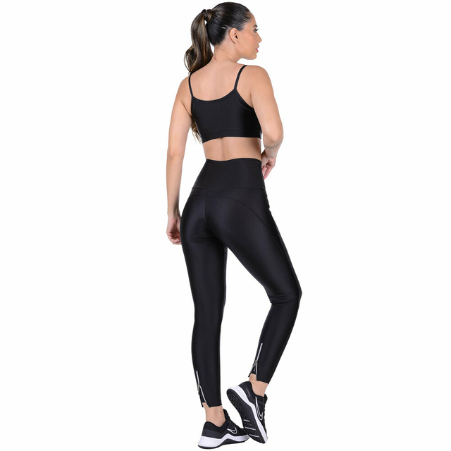 Conjunto Fitness Cirrê Top Com Bojo Removível e Calça Cós Alto Preto