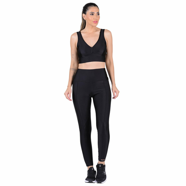 Conjunto Fitness Cirrê Top Com Bojo Removível e Calça Montaria Cós Alto Preto