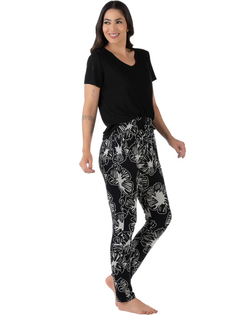 Pijama Feminino Manga Curta Estampado Preto na internet