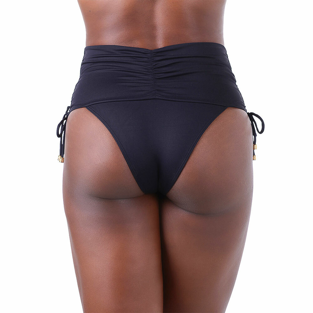 Calcinha de Biquíni Hot Pants Franzida Lisa Preta