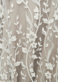 S0425 - TUL BORDADO CON LENTEJUELAS, CANUTILLOS Y MOSTACILLAS - Sole Silva Telas de Novias ~ Bridal Fabrics