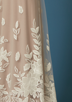 S0455 - TUL BORDADO CON FLORES EN GASA - Sole Silva Telas de Novias ~ Bridal Fabrics