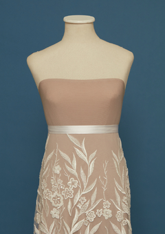 S0475 - TUL BORDADO CON LENTEJUELAS Y MOSTACILLAS - Sole Silva Telas de Novias ~ Bridal Fabrics