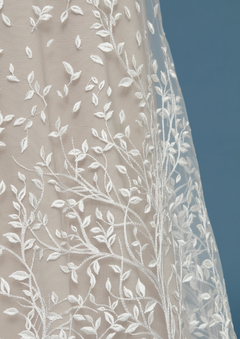 S0489 - TUL BORDADO CON HOJAS - Sole Silva Telas de Novias ~ Bridal Fabrics