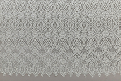 S0622 - ENCAJE BORDADO CON MOSTACILLAS - Sole Silva Telas de Novias ~ Bridal Fabrics