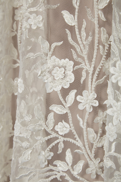 S0287 TUL BORDADO FLORES 3D - Sole Silva Telas de Novias ~ Bridal Fabrics